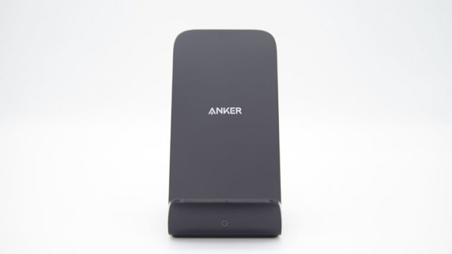 Anker PowerWave 7.5 Stand正面